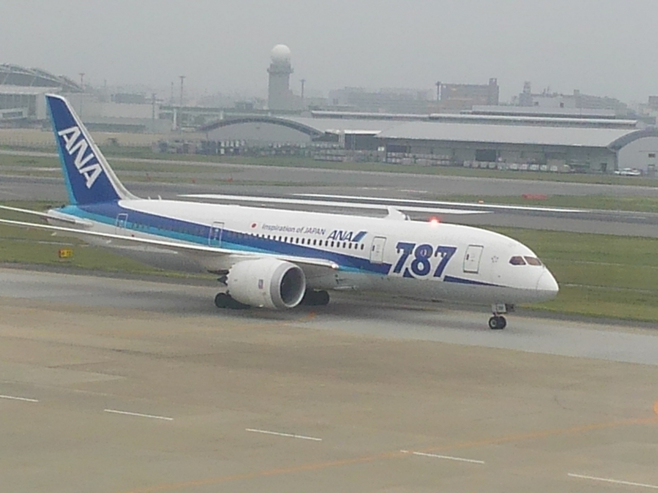 久々のANAのボーイング787&香港エキスプレス航空を見に行こう@福岡空港
