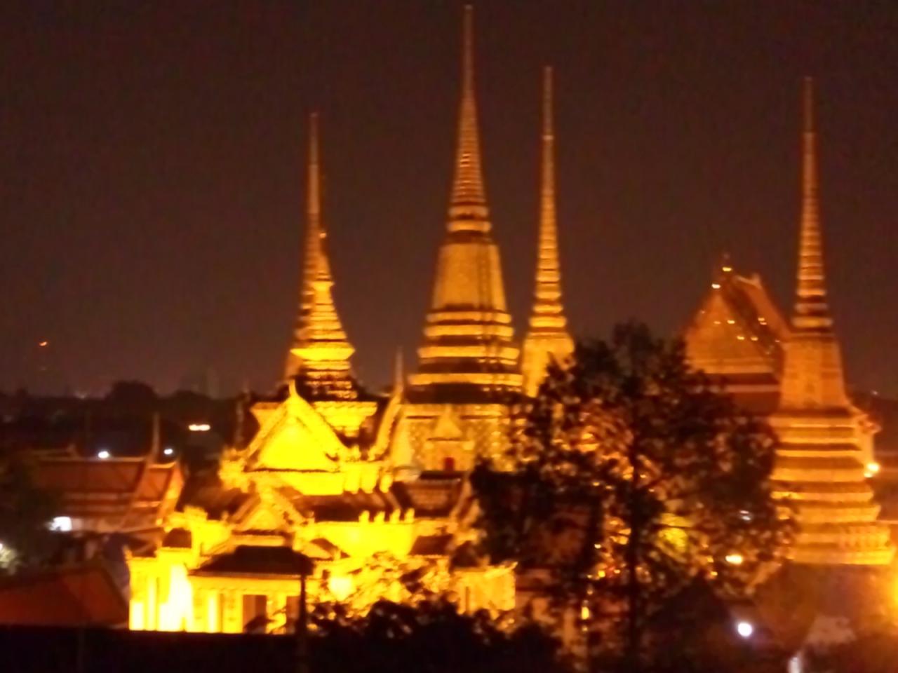 タイ古式マッサージの旅１ 出発 空港ラウンジ体験 最初の夜 バンコク タイ の旅行記 ブログ By Norisakaさん フォートラベル