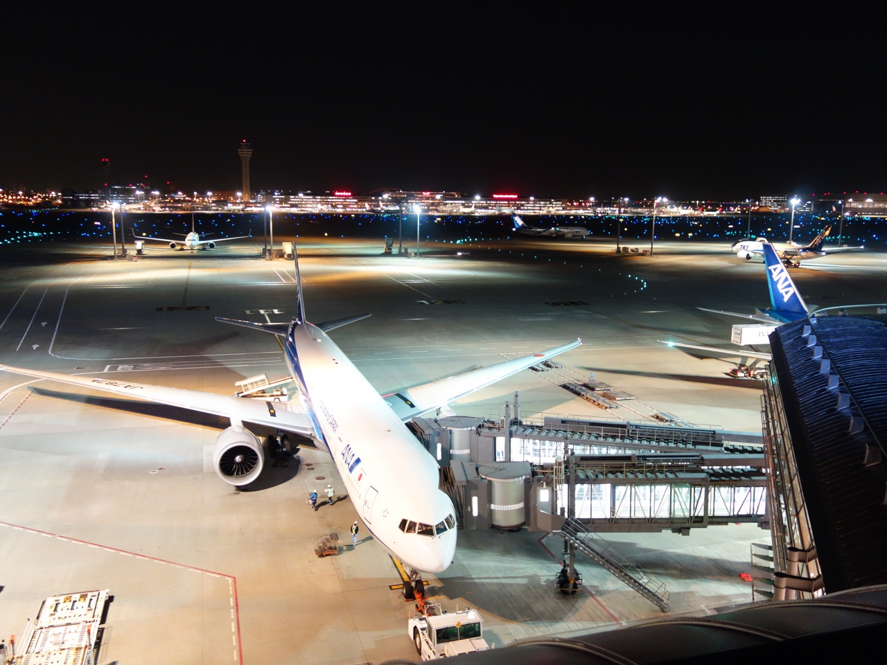 深夜発の航空便 出発前に疲れちゃった 羽田 東京 の旅行記 ブログ By Nomonomoさん フォートラベル