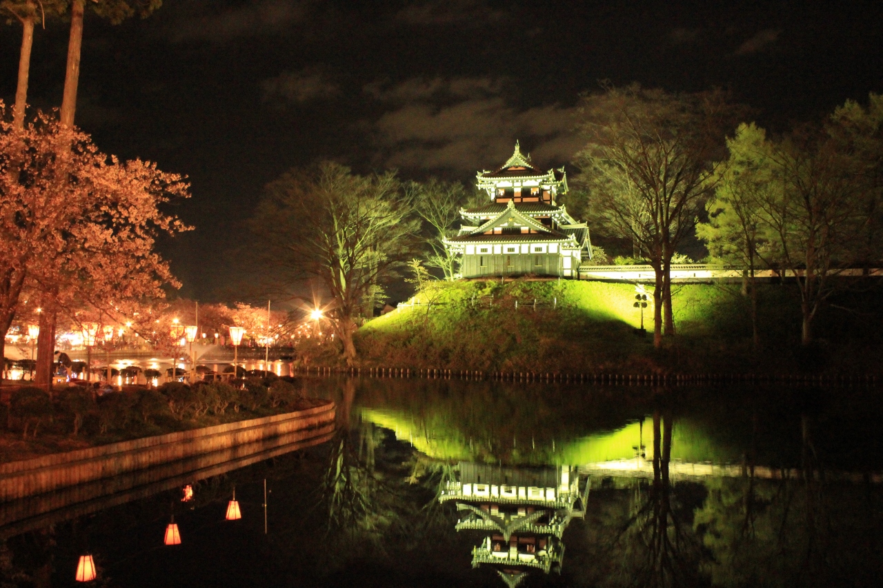 春の北陸 上信越旅行 その２ 日本３大夜桜の高田城 日本百名城の春日山城 上越 直江津 新潟県 の旅行記 ブログ By Kareiさん フォートラベル