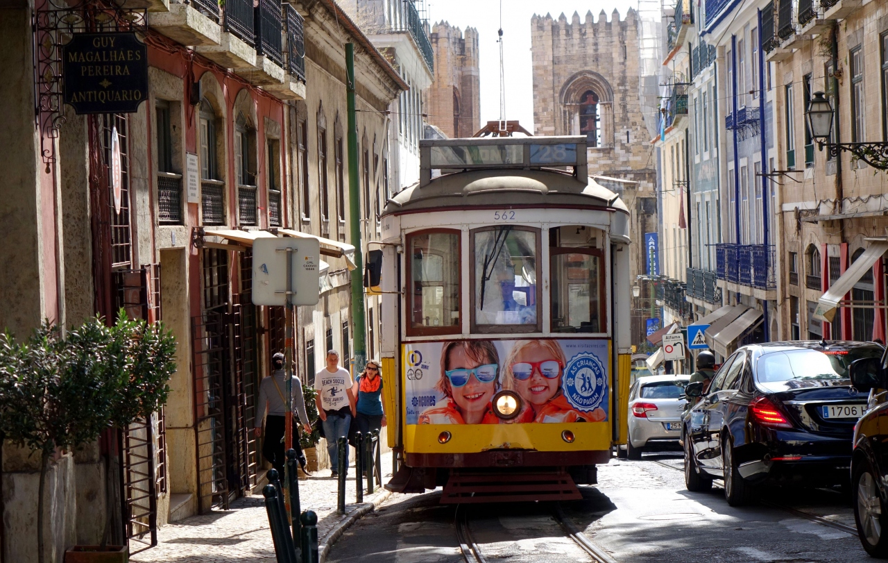 リスボン トラム28番に乗って坂の街を観光 リスボン ポルトガル の旅行記 ブログ By Akikoさん フォートラベル