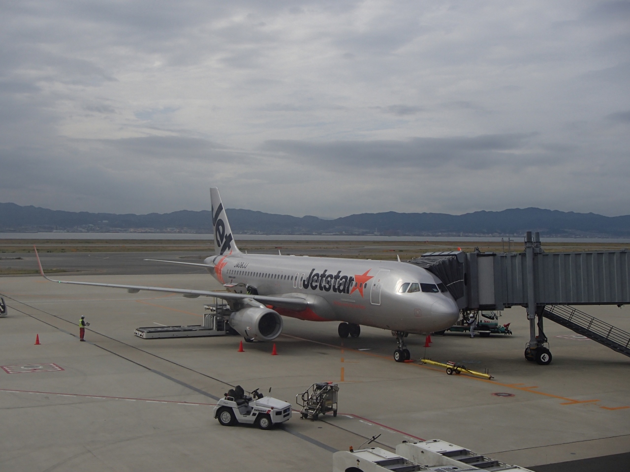 ジェットスターに乗って新千歳空港へ 14年6月 北海道の花とグルメな旅 その１ 千歳 新千歳空港 北海道 の旅行記 ブログ By Joecoolさん フォートラベル