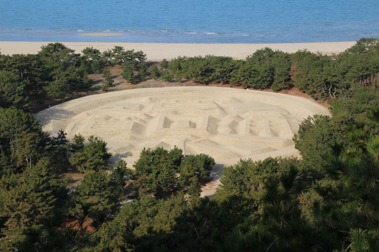 善通寺銭形砂絵 観音寺市 香川県 の旅行記 ブログ By 吉備津彦さん フォートラベル 善通寺銭形砂絵 観音寺市 香川県 の旅行記 ブログ By 吉備津彦さん フォートラベル