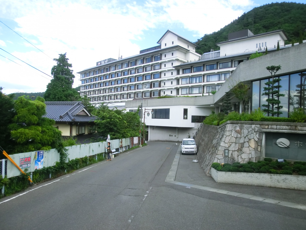 観光は一日一ヶ所 長く歩かない トイレ休憩は90分に１回分以上 それでも満席になる信州ゆったりバスツアーってどんなもの ２ 美ヶ原温泉 ホテル翔峰 美ヶ原温泉 長野県 の旅行記 ブログ By ニッキーさん フォートラベル