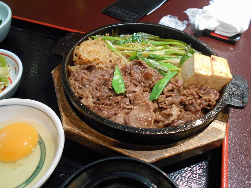 たまには ベタ な郷土料理1405 牛鍋 荒井屋 万國橋店 横浜 神奈川 横浜 神奈川県 の旅行記 ブログ By たぬき２号さん フォートラベル