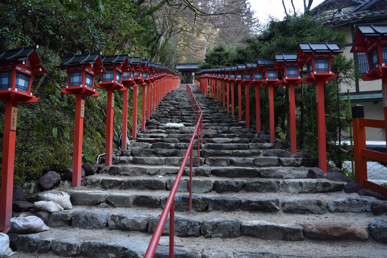 貴船神社へ行ったら丑の刻参りに遭遇した』八瀬・大原・貴船・鞍馬 
