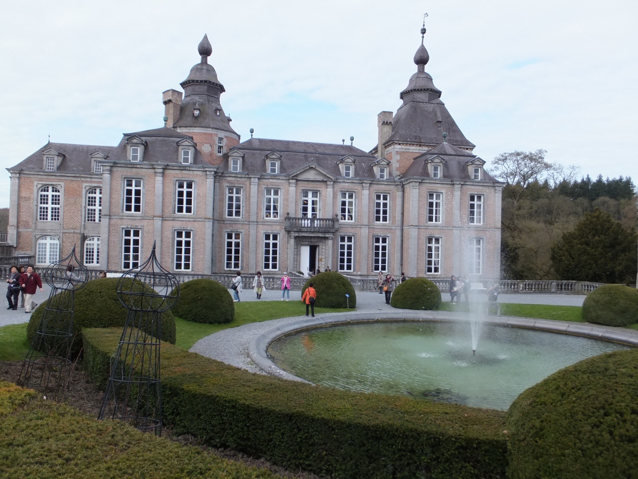 ベルギー オランダ2か国 花パレードと芸術 世界遺産を訪ねてその1 ブリュッセル ベルギー の旅行記 ブログ By Satom4traさん フォートラベル ベルギー オランダ2か国 花パレードと芸術 世界遺産を訪ねてその1 ブリュッセル ベルギー の旅行記 ブログ By Satom4traさん フォートラベル
