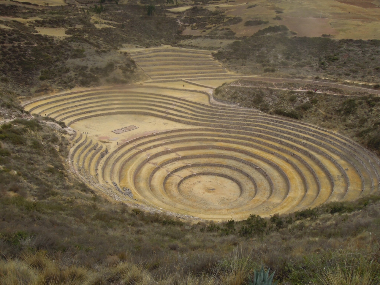 クスコ郊外の農業試験場遺跡と高地の塩田 Cuzco クスコ ペルー の旅行記 ブログ By ミックタチトシさん フォートラベル