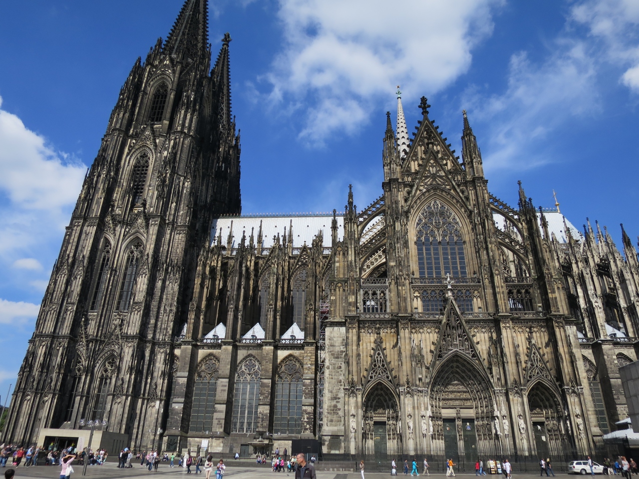 魅せられてドイツへ Vol 1 フランクフルト街歩き 圧巻ケルン大聖堂 フランクフルト ドイツ の旅行記 ブログ By ｍｏｍｏさん フォートラベル