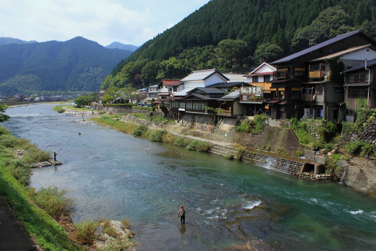 青春18切符一人旅 郡上八幡 宗祇水 いがわこみち 有形登録文化財が残る街並み散策 郡上八幡 岐阜県 の旅行記 ブログ By Rupannさん フォートラベル