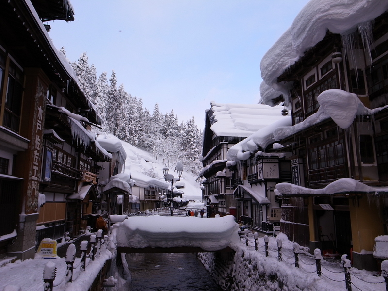 冬の銀山温泉 銀山温泉 山形県 の旅行記 ブログ By 春風ねこ丸さん フォートラベル