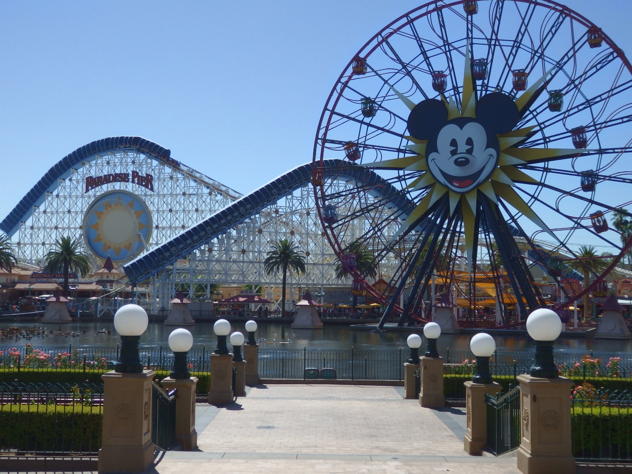 アメリカ旅行記 ディズニーカリフォルニアアドベンチャー ダッフィーはいません 6日目 アナハイム アメリカ の旅行記 ブログ By ひろぴろさん フォートラベル