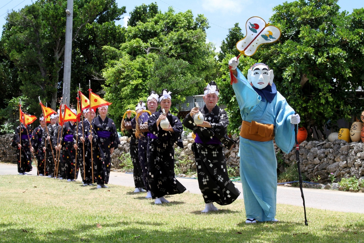 鳩間島の豊年祭に行ってきました その壱 西表島 沖縄県 の旅行記 ブログ By やえやまじろうさん フォートラベル 鳩間島の豊年祭に行ってきました その壱 西表島 沖縄県 の旅行記 ブログ By やえやまじろうさん フォートラベル