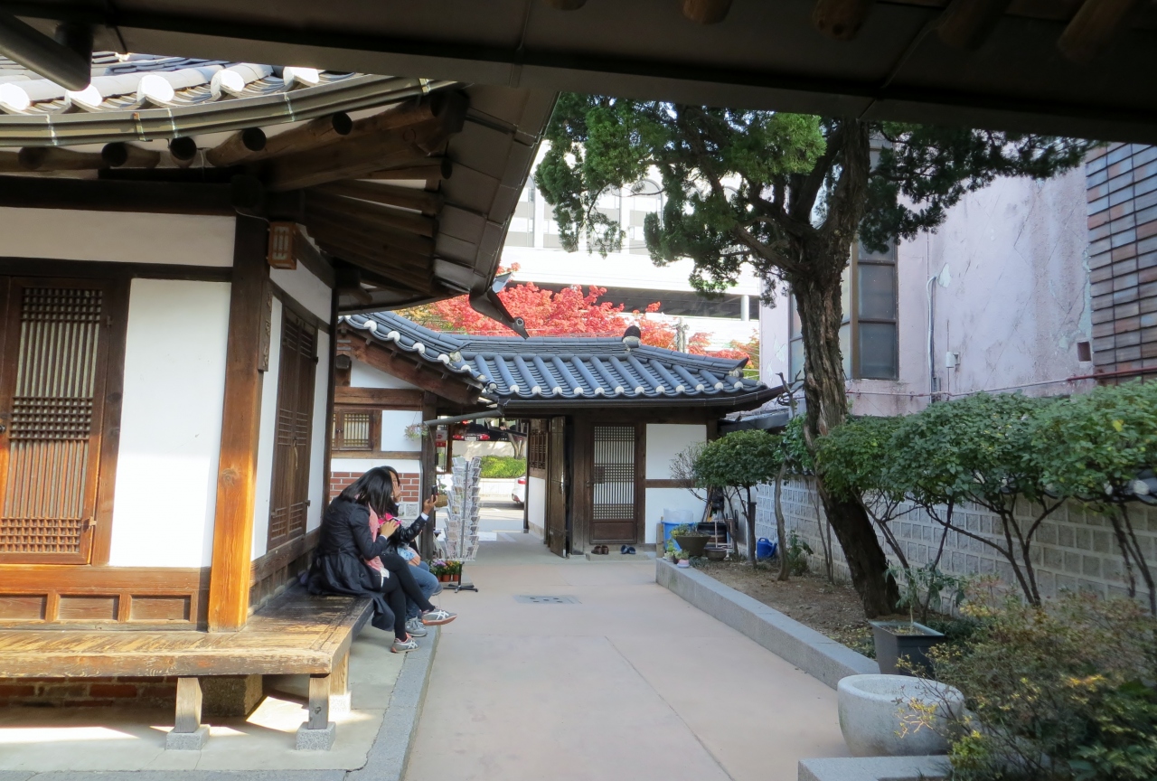 14秋 韓国旅行記28 9 10月29日 8 ソウル 北村韓屋村 北村文化センター 仁村先生故居 ソウル 韓国 の旅行記 ブログ By 旅人のくまさんさん フォートラベル