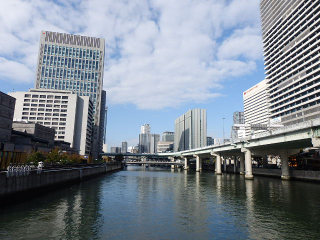 日本の旅　関西を歩く　大阪市の大江橋、茶屋町周辺