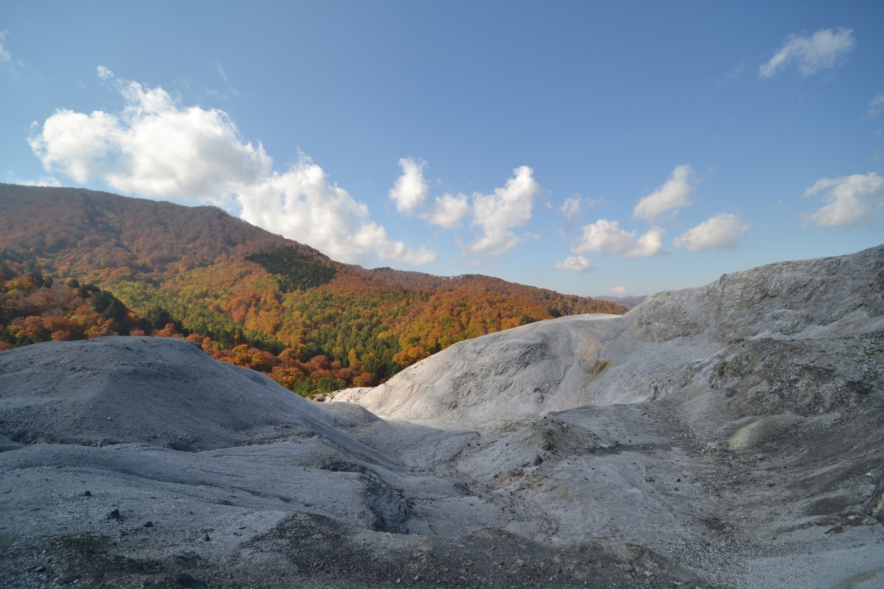 秋の東北 紅葉 温泉巡り その2 秋田の川原毛地獄と小安峡 湯沢 秋田 秋田県 の旅行記 ブログ By Flatさん フォートラベル 秋の東北 紅葉 温泉巡り その2 秋田の川原毛地獄と小安峡 湯沢 秋田 秋田県 の旅行記 ブログ By Flatさん フォートラベル