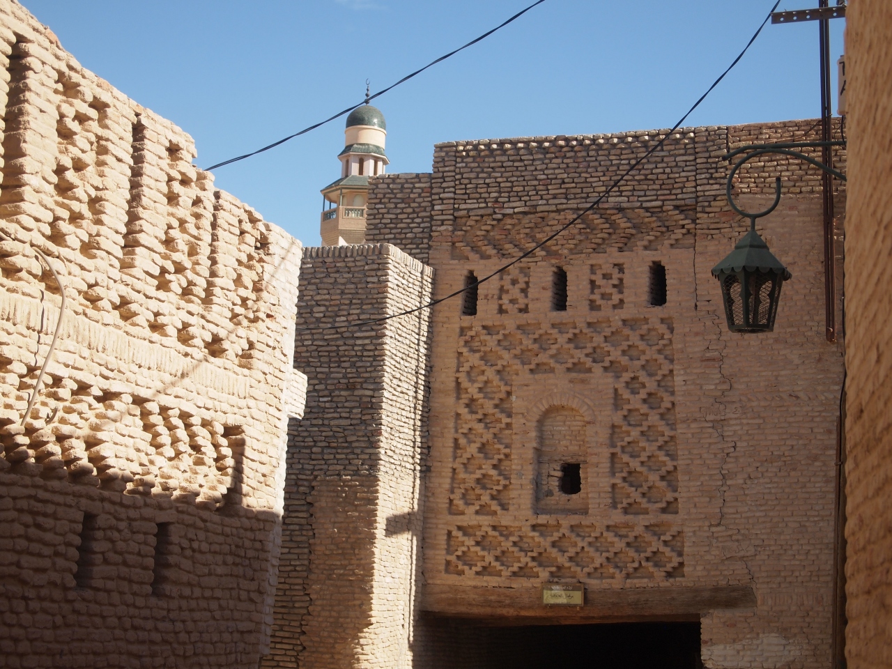 日干し煉瓦模様が美しい旧市街 トズル チュニジア の旅行記 ブログ By Lion3さん フォートラベル