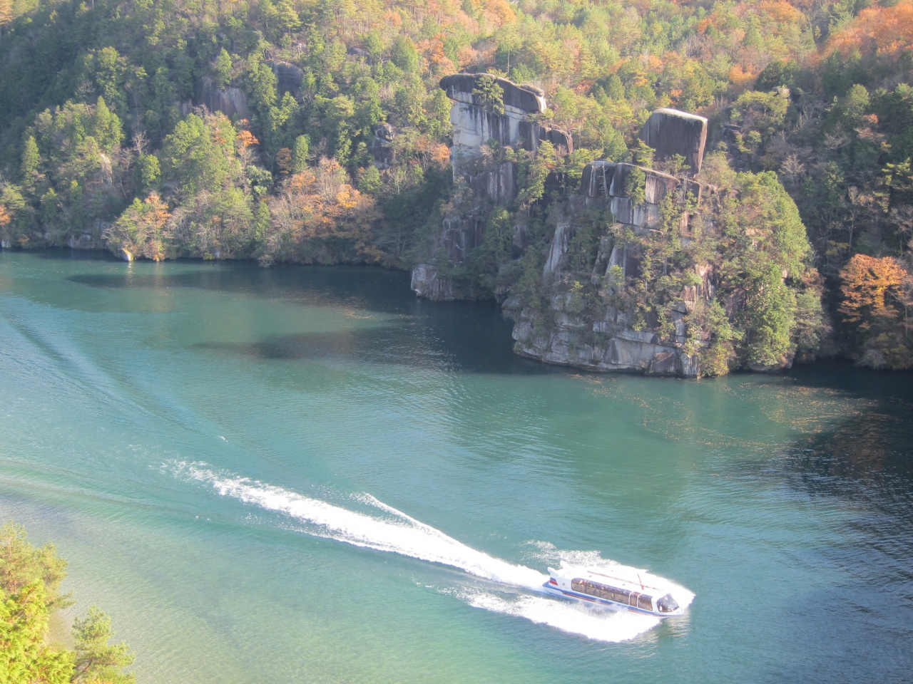 14年11月 紅葉の恵那峡 遊覧船 贅沢モンブラン 岐阜 恵那 岐阜県 の旅行記 ブログ By Yama Yamaさん フォートラベル