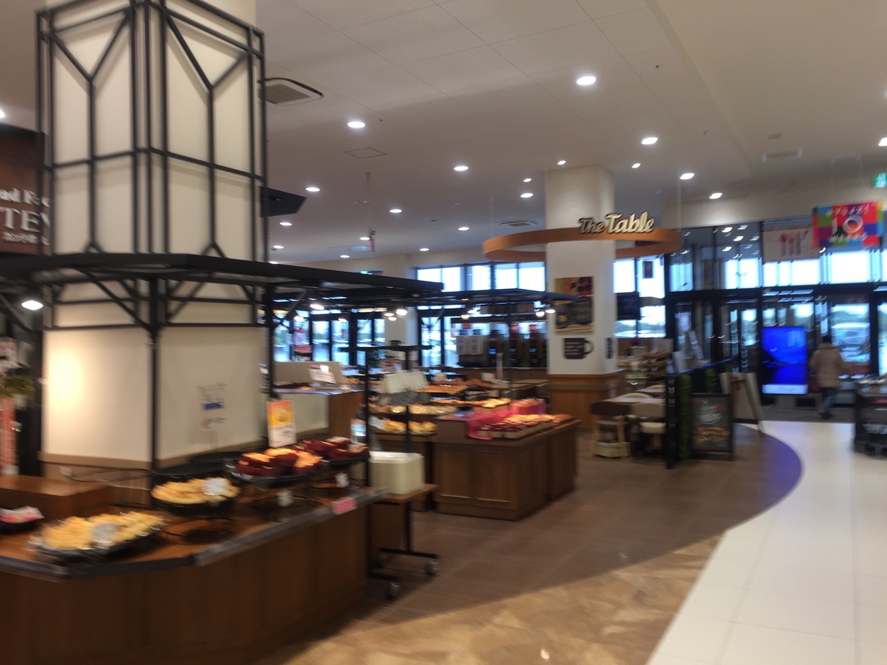 14年12月11日 木 イオニストテリカラ イオンモール木更津の入口 脇 The Tableへ 木更津 千葉県 の旅行記 ブログ By Terikara Food てり てりから ﾃﾘｶﾗ Terikara 3 テリカラさんさん フォートラベル