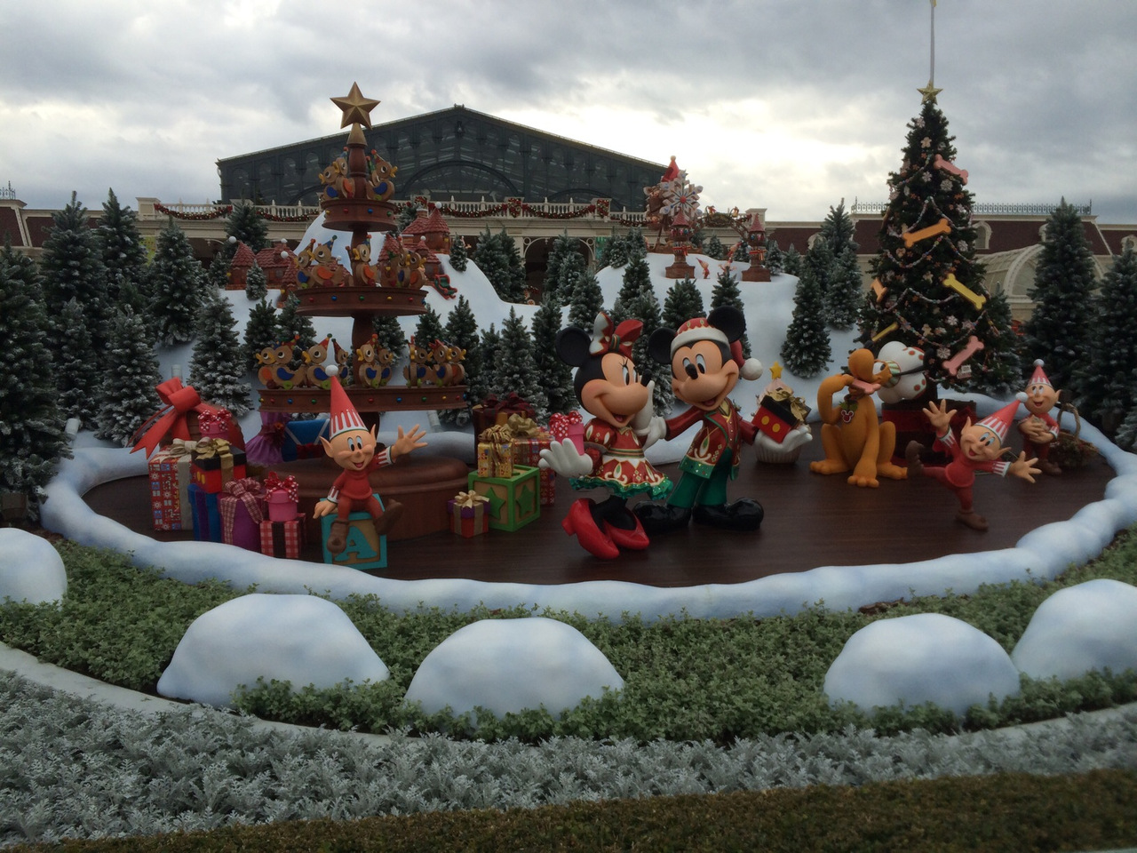 初めてクリスマスシーズンのディズニーリゾートへ』東京ディズニー