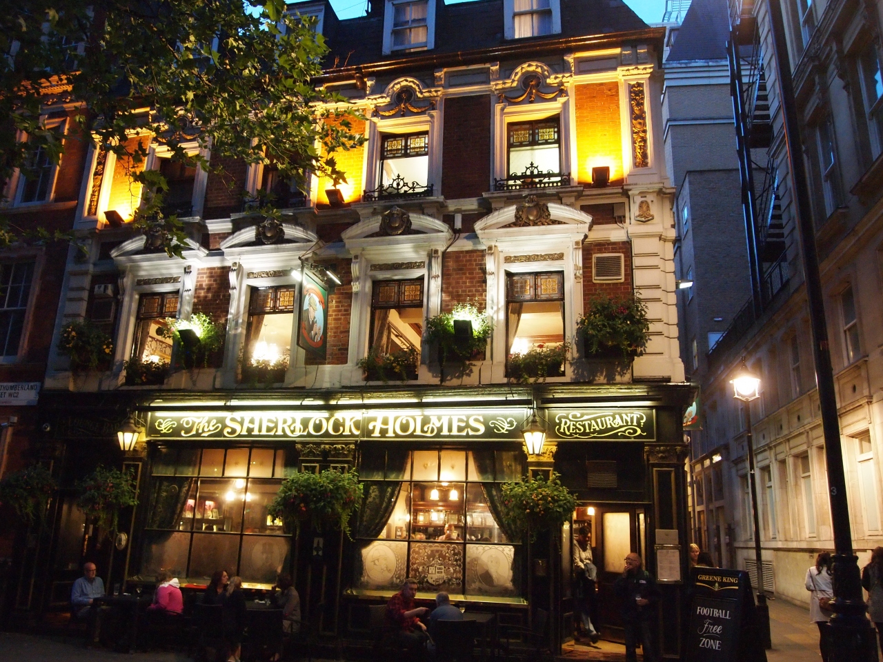 ロンドン中心部のリージェントストリートからトラファルガー広場へ ロンドン イギリス の旅行記 ブログ By Lion3さん フォートラベル
