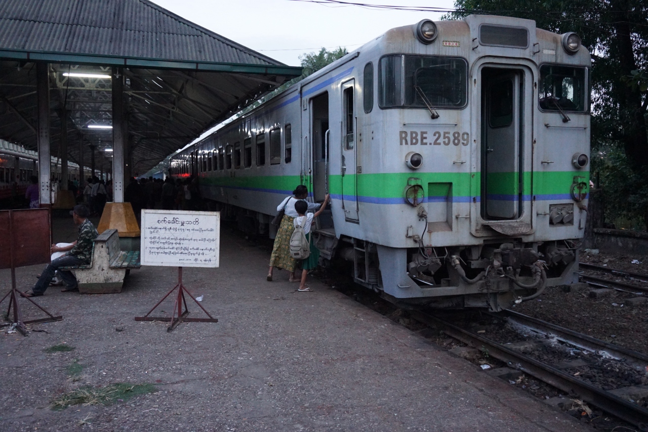 家族でミャンマー旅行 鉄分補給 ヤンゴン鉄道編 ヤンゴン ミャンマー の旅行記 ブログ By Kobaさん フォートラベル