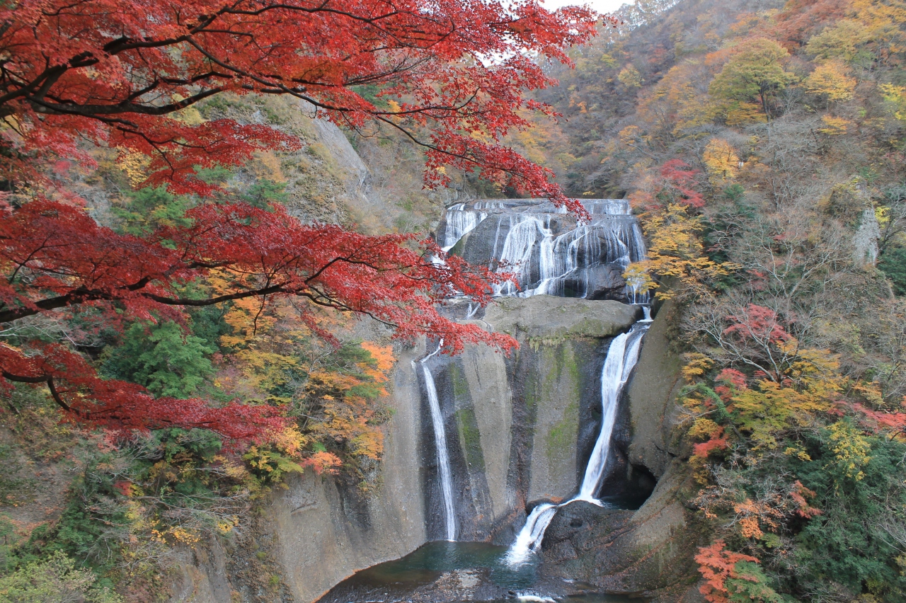 那須の紅葉はもう落ち葉 間に合う 袋田の滝の紅葉 大子 袋田温泉 茨城県 の旅行記 ブログ By Junoさん フォートラベル