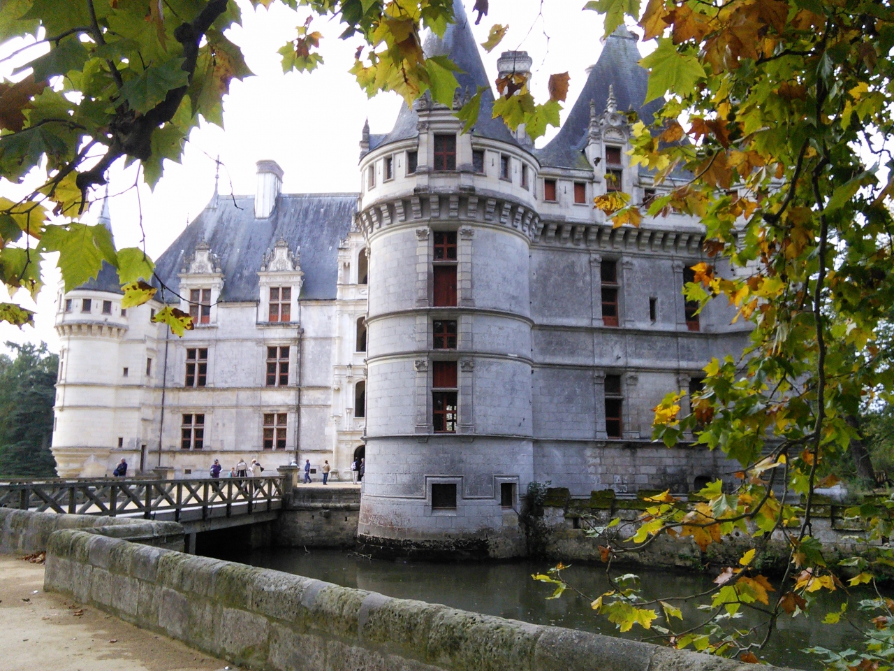 二か月西ヨーロッパ城めぐり フランス出戻り旅行記10 21 10 25 カルカソンヌ フランス の旅行記 ブログ By Mayumiさん フォートラベル
