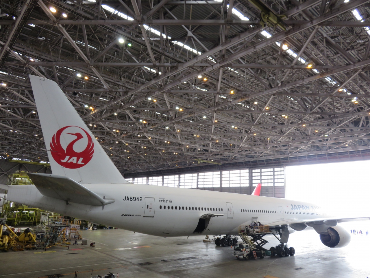 社会科見学 jal工場見学で飛行機を学び感動する旅 羽田 東京 の旅行記 ブログ By ころふらさん フォートラベル 社会科見学 jal工場見学で飛行機を学び感動する旅 羽田 東京 の旅行記 ブログ By ころふらさん フォートラベル