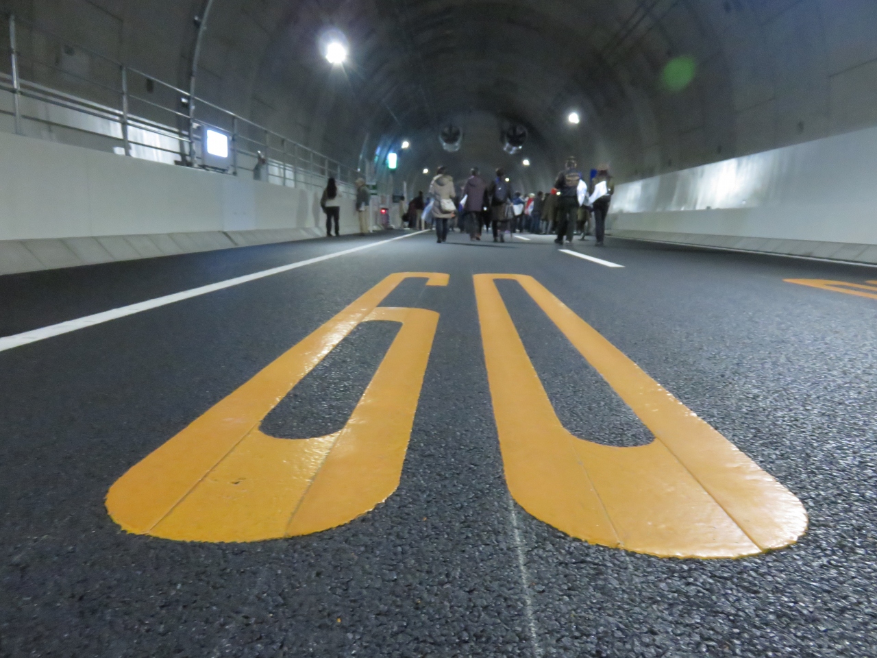 社会科見学 開通前の高速道路へ潜入 首都高速山手トンネルを歩く 大崎 五反田 東京 の旅行記 ブログ By ころふらさん フォートラベル 社会科見学 開通前の高速道路へ潜入 首都高速山手トンネルを歩く 大崎 五反田 東京 の旅行記 ブログ By ころふらさん フォートラベル