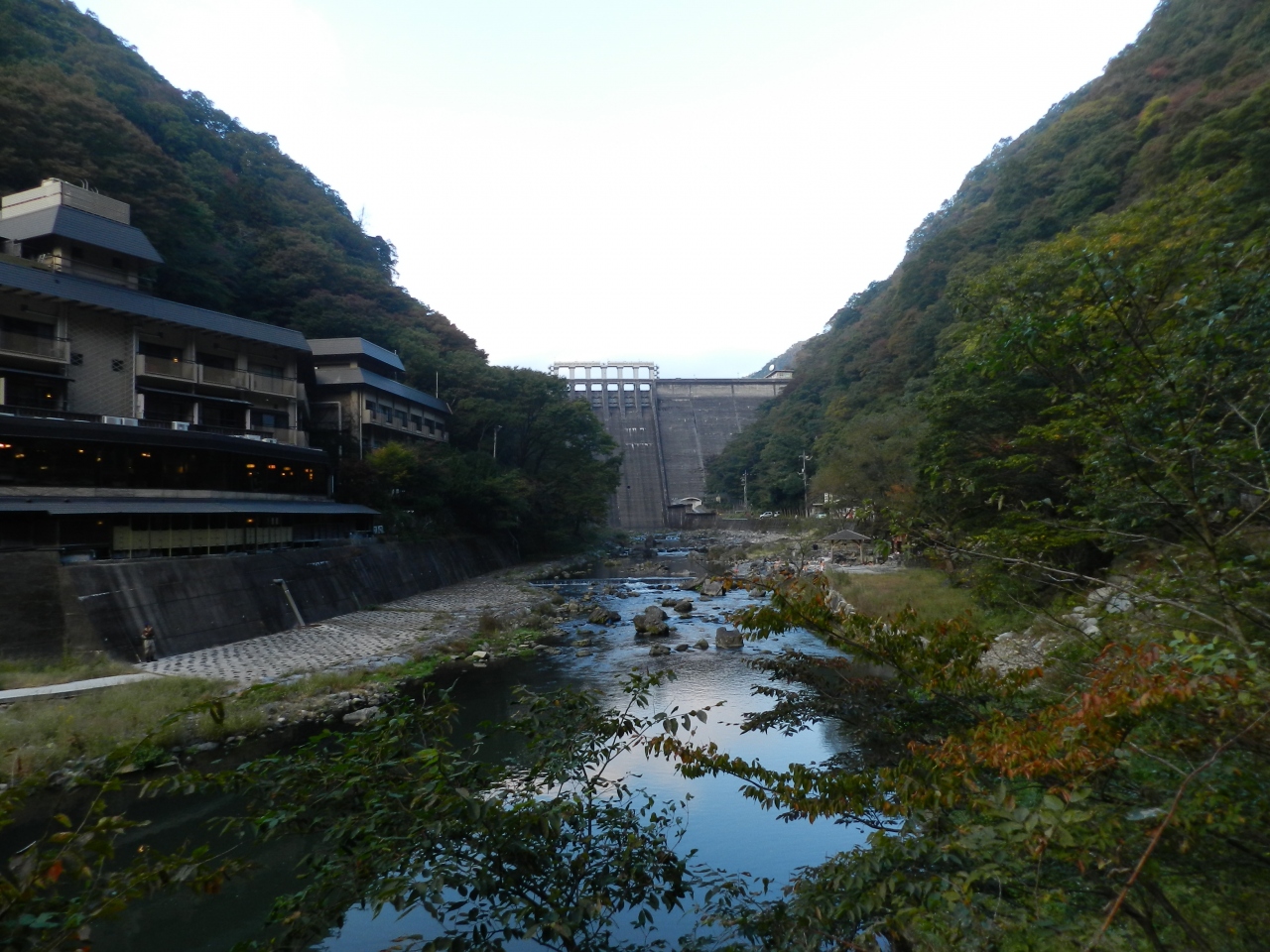 湯原温泉にちょこっと立ち寄ってみました 14年10月 山歩き仲間と紅葉の大山へ おまけ編 湯原温泉 岡山県 の旅行記 ブログ By Joecoolさん フォートラベル 湯原温泉にちょこっと立ち寄ってみました 14年10月 山歩き仲間と紅葉の大山へ おまけ編 湯原温泉 岡山県 の旅行記 ブログ By Joecoolさん フォートラベル