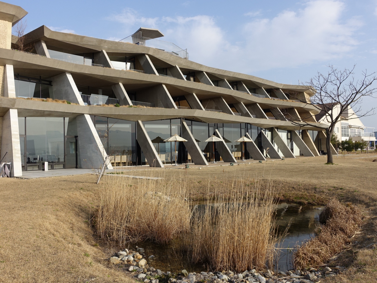 琵琶湖湖畔のデザインホテルに宿泊 守山 滋賀県 の旅行記 ブログ By アーキテクテクさん フォートラベル