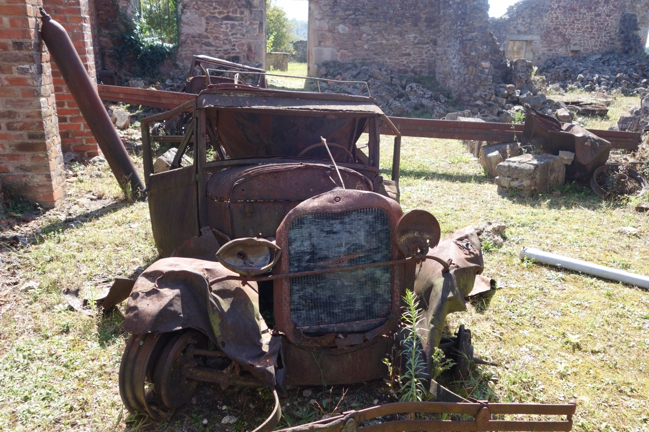 オラドゥール シュル グラヌ Oradour Sur Glane フランスの旅行記