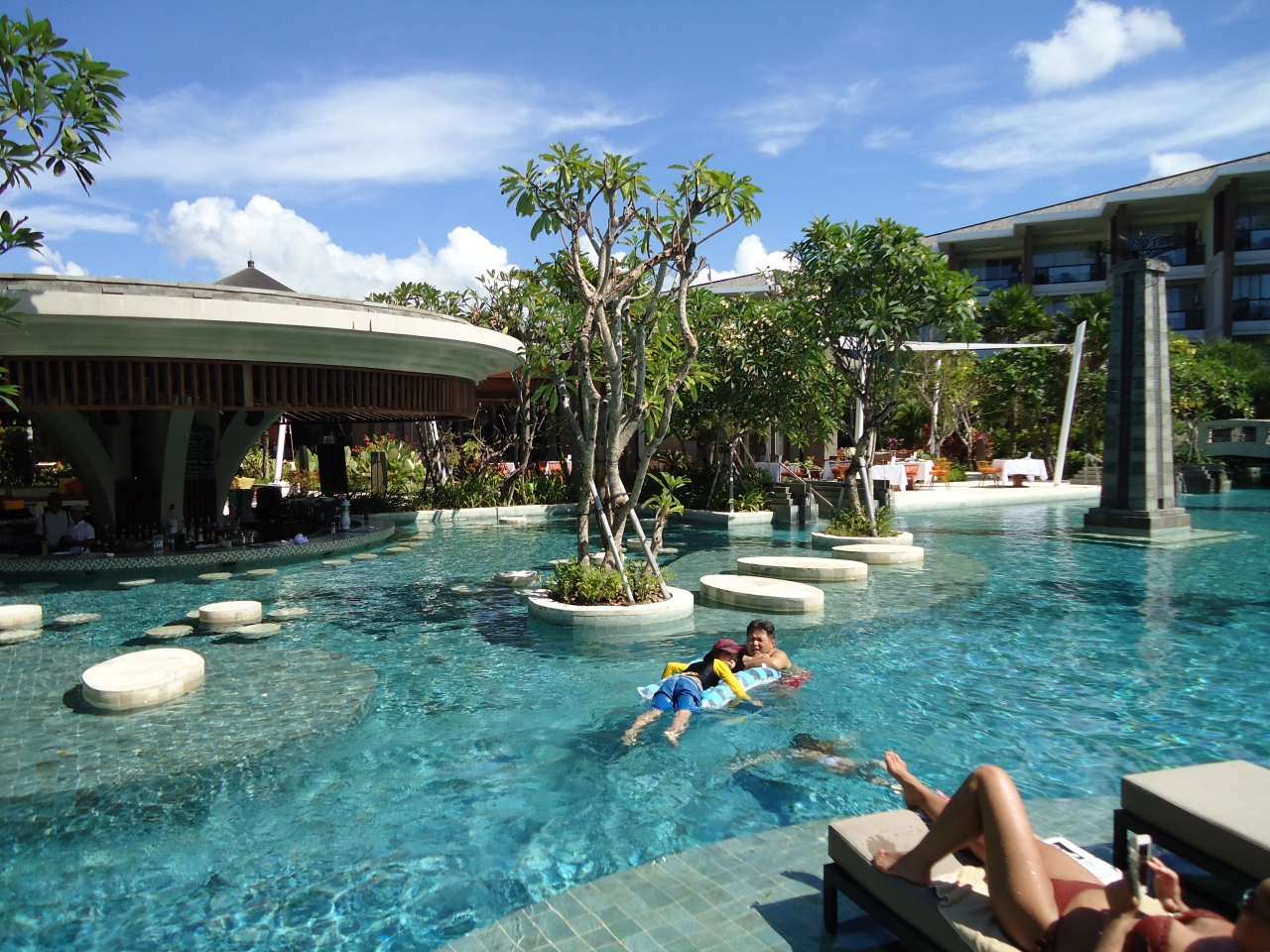 子連れ バリ島 ソフィテル ヌサドゥア その2 プール編 Sofitel バリ島 インドネシア の旅行記 ブログ By なべさん フォートラベル
