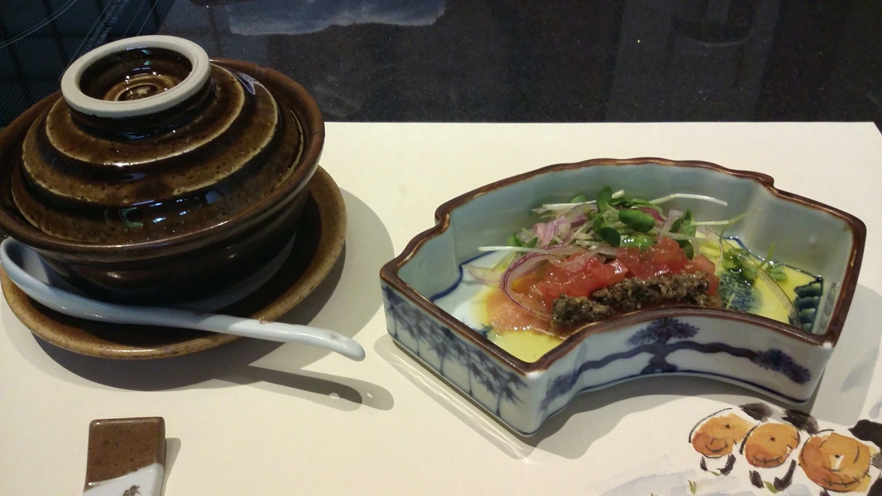 母の日に「梅の花」の季節懐石・杏コース～おNewのスマフォと初 