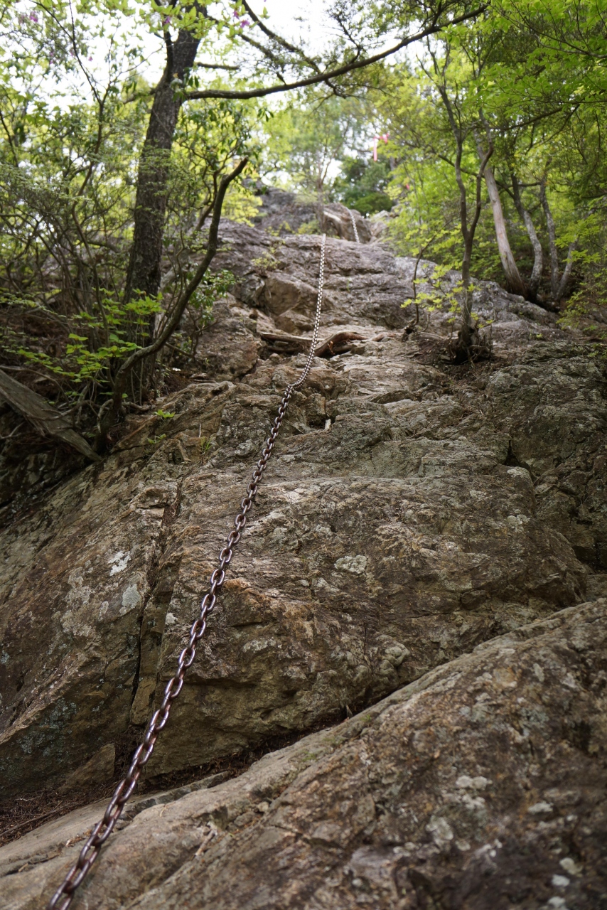 鎖場の聖地でヨレヨレになる 両神山 小鹿野 皆野 埼玉県 の旅行記 ブログ By ごんじさん フォートラベル 鎖場の聖地でヨレヨレになる 両神山 小鹿野 皆野 埼玉県 の旅行記 ブログ By ごんじさん フォートラベル