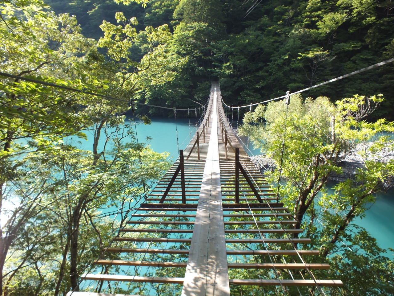 峡 温泉 又 寸