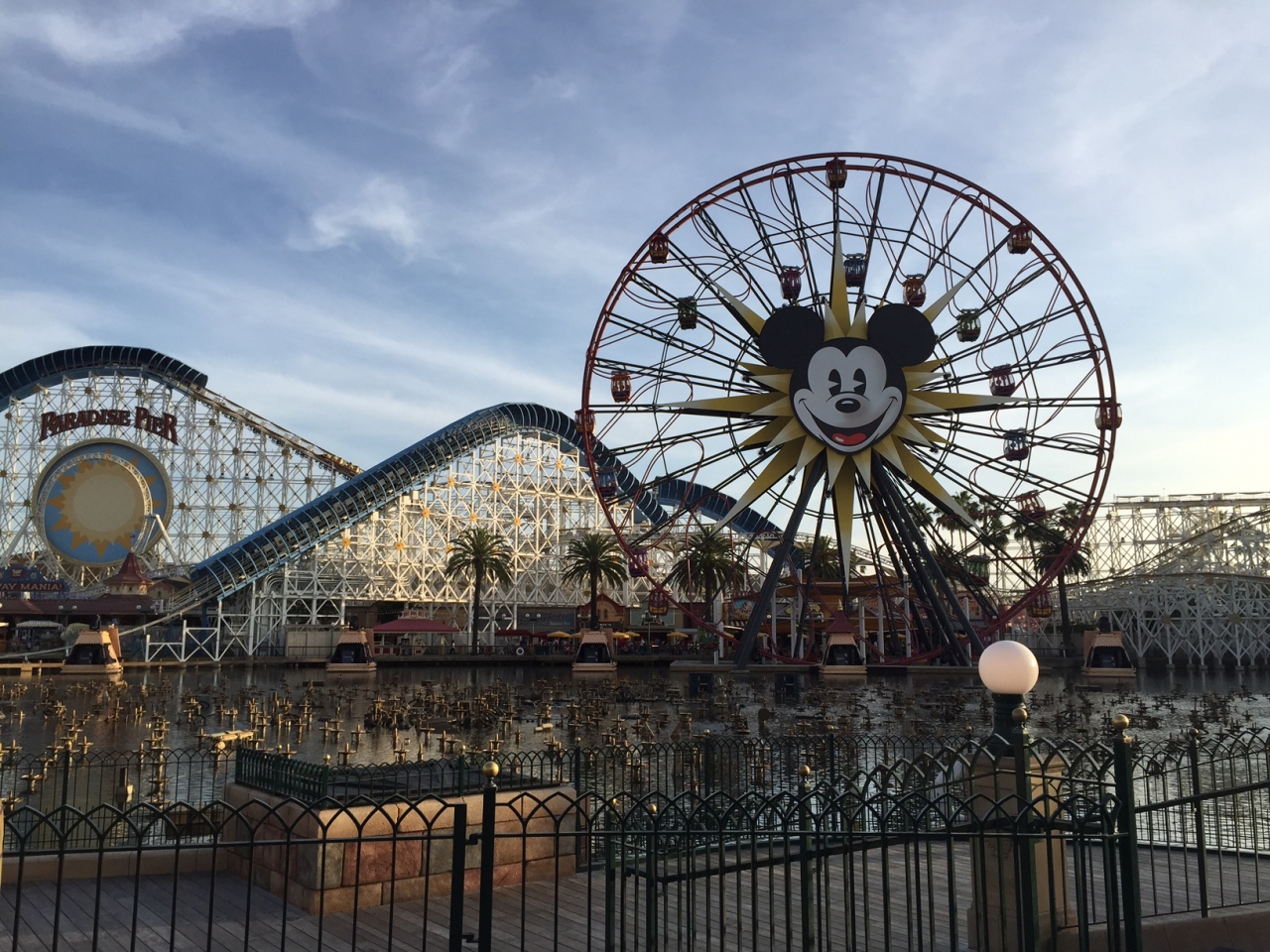 ディズニー大好きな私と還暦の母の旅行記 2日目 カリフォルニアアドベンチャーランド アナハイム アメリカ の旅行記 ブログ By 瑠璃音さん フォートラベル