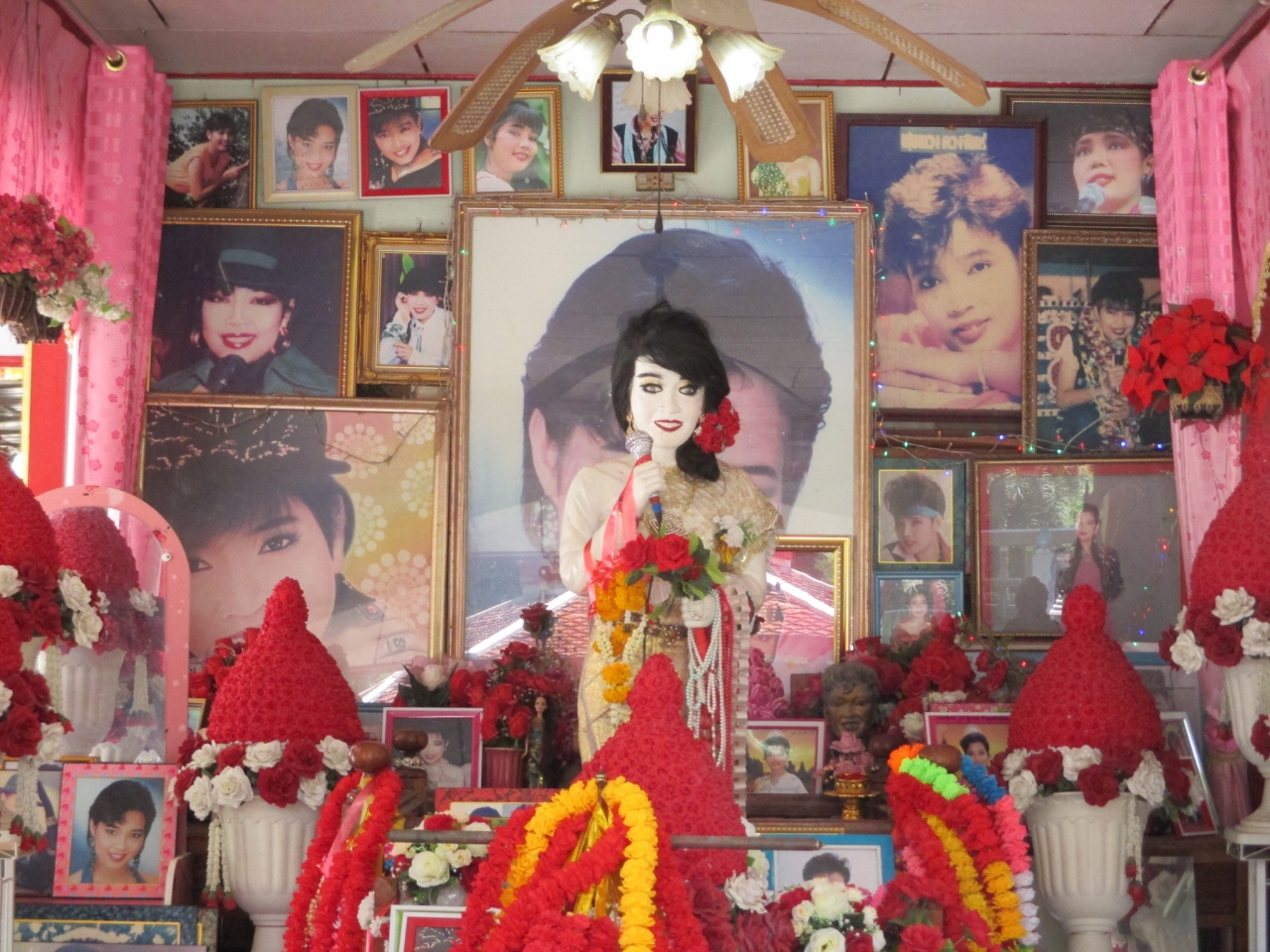 タイ ラオス ベトナムの旅 1 プムプアンのお寺へ行く その他の観光地 タイ の旅行記 ブログ By Dangdutさん フォートラベル
