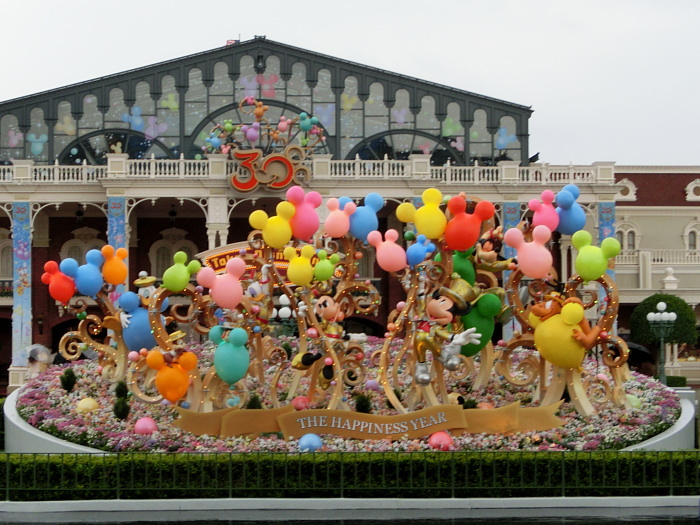 13年春 東京ディズニーリゾート30周年 ザ ハピネス イヤー 開催時 ディズニーランドへ行ってきました Part1 東京ディズニーリゾート 千葉県 の旅行記 ブログ By Umiさん フォートラベル