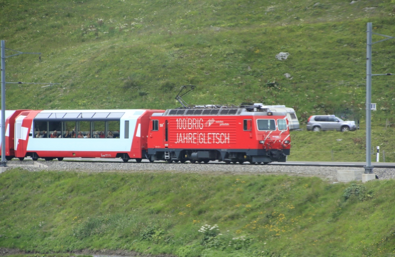 スイスアルプス 大自然と鉄道の旅 4 氷河特急 サンモリッツからアンデルマットへ 氷河急行 スイス の旅行記 ブログ By クッシーさん フォートラベル