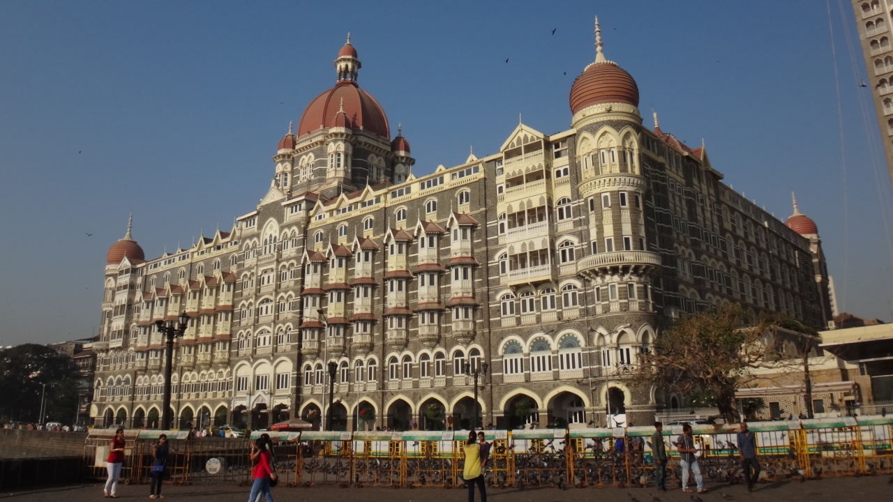 15年春節 インド南部の旅 14 ムンバイ観光地編 Cst駅周辺とコラバ地区 ムンバイ インド の旅行記 ブログ By Ahirutさん フォートラベル
