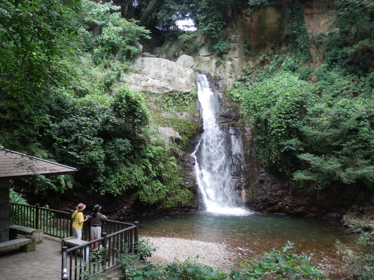 夏休み第３弾 牛の滝 で景観と納涼気分をあじわう 愛知県の旅行記 ブログ By 風 魔さん フォートラベル
