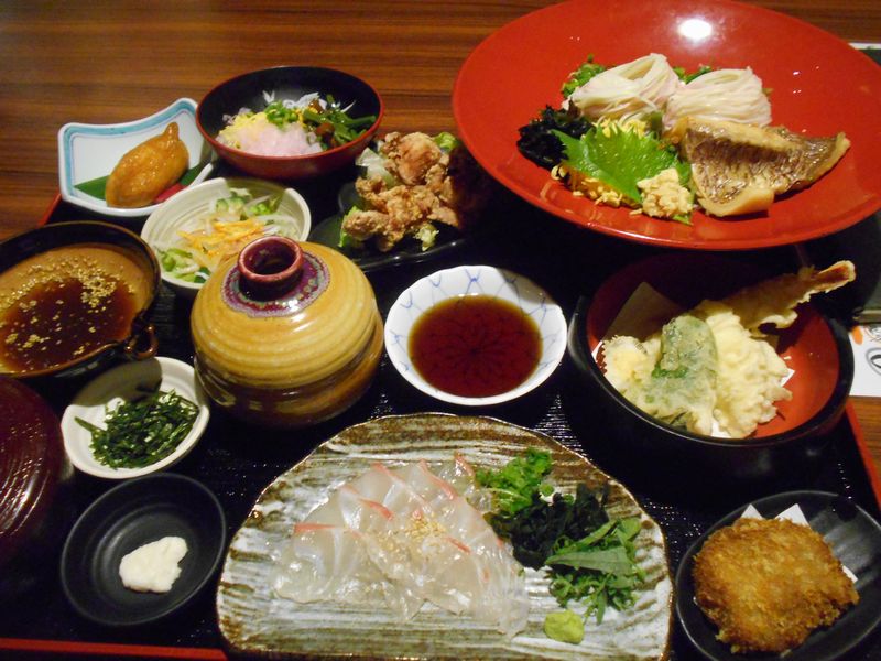 たまには ベタ な郷土料理1502 宇和島鯛めし 鯛そうめん ふくめん 今治せんざんき ジャコカツ 五志喜 松山 愛媛 松山 愛媛県 の旅行記 ブログ By たぬき2号さん フォートラベル