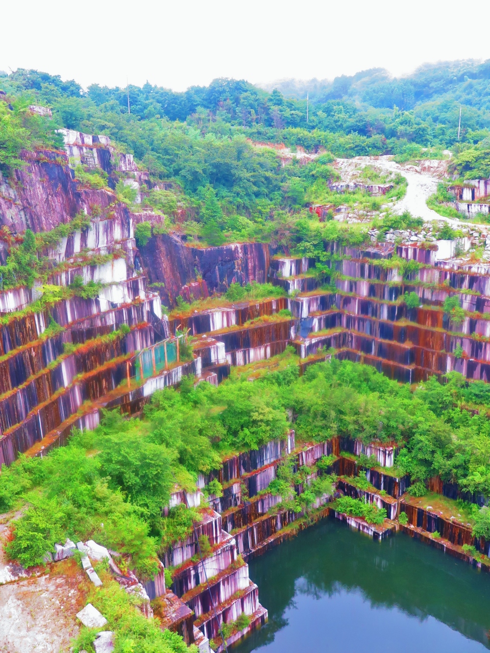 笠間1 2 石切山脈 稲田石の採掘現場は圧巻 名建築の白御影石産地 笠間 茨城県 の旅行記 ブログ By マキタン2さん フォートラベル 笠間1 2 石切山脈 稲田石の採掘現場は圧巻 名建築の白御影石産地 笠間 茨城県 の旅行記 ブログ By マキタン2さん フォートラベル