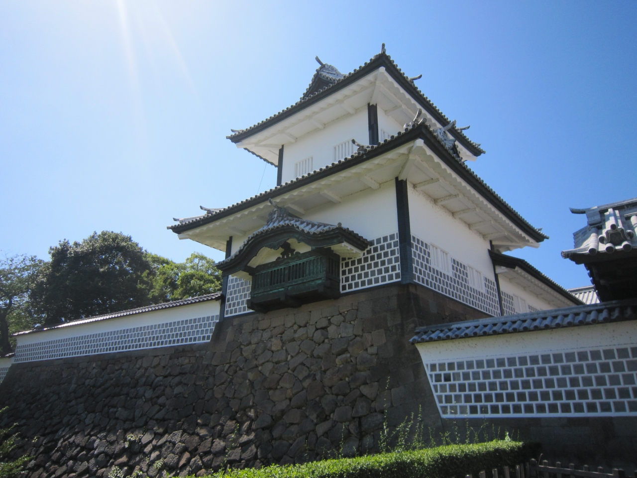 金沢市内散策 5 兼六園 金沢城公園 玉泉院丸庭園 近江市場 金沢 石川県 の旅行記 ブログ By Kubochanさん フォートラベル
