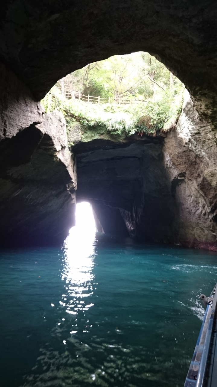 堂ヶ島クルーズ 曇りバージョン 堂ヶ島温泉 静岡県 の旅行記 ブログ By きみさん フォートラベル