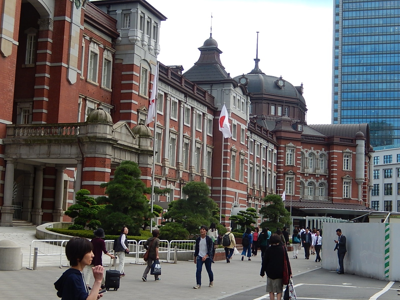 東京駅丸の内側駅舎付近の風景 丸の内 大手町 八重洲 東京 の旅行記 ブログ By Tsunetaさん フォートラベル 東京駅丸の内側駅舎付近の風景 丸の内 大手町 八重洲 東京 の旅行記 ブログ By Tsunetaさん フォートラベル