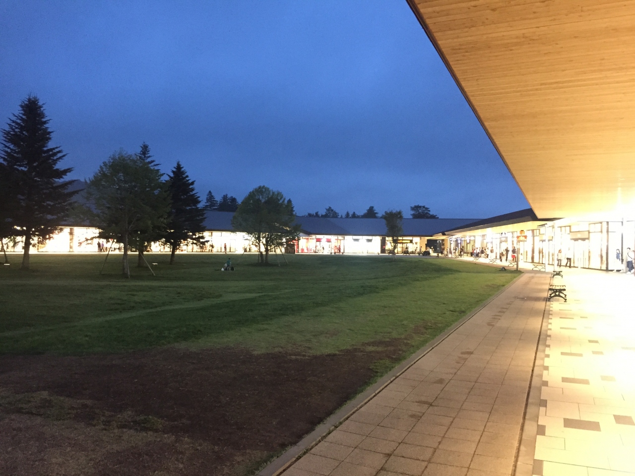 軽井沢アウトレット 夜景 軽井沢 長野県 の旅行記 ブログ By よっちゃんさん フォートラベル 軽井沢アウトレット 夜景 軽井沢 長野県 の旅行記 ブログ By よっちゃんさん フォートラベル