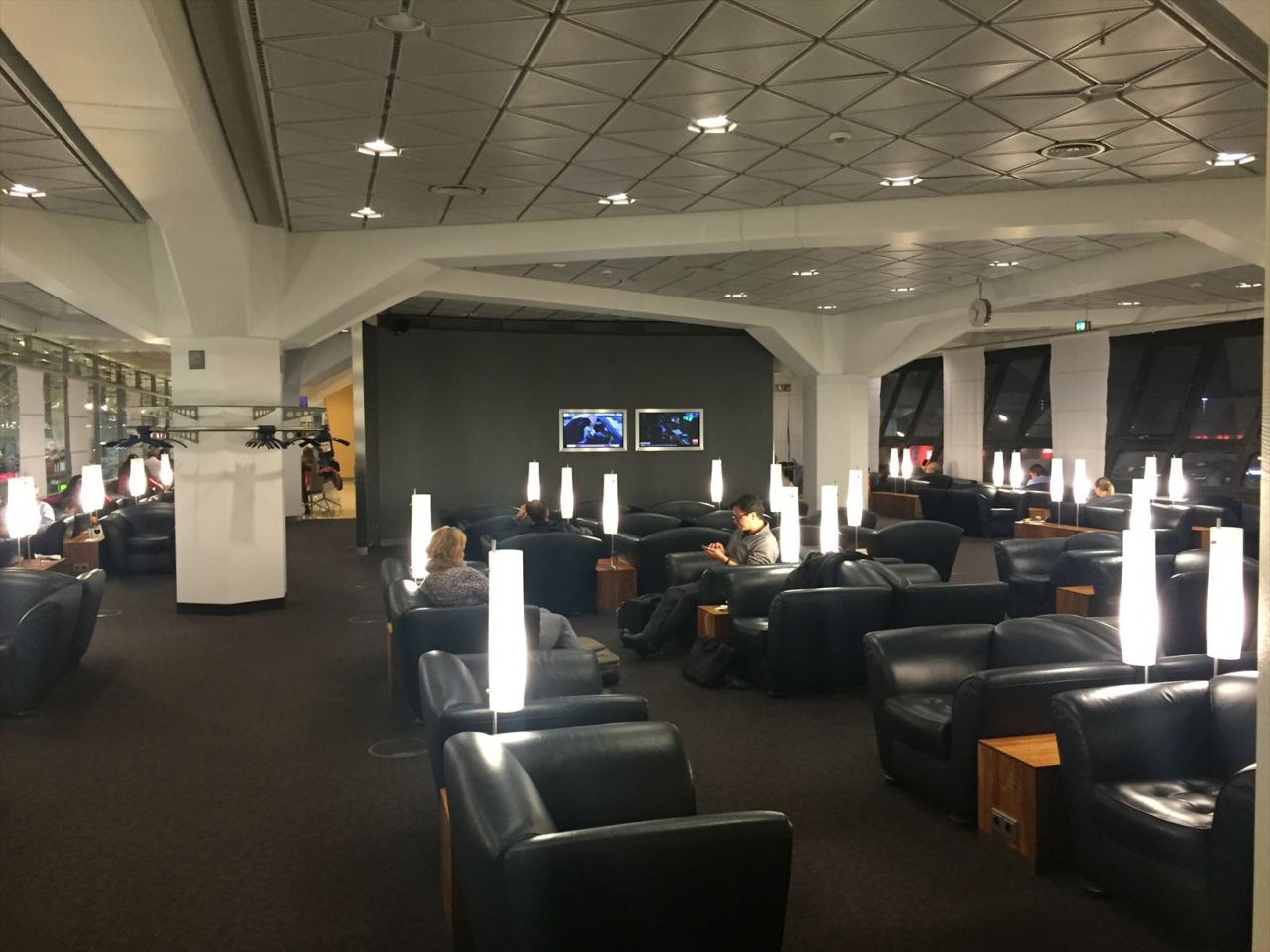 ベルリン テーゲル空港セネターラウンジ ベルリン ドイツ の旅行記 ブログ By Noelさん フォートラベル ベルリン テーゲル空港セネターラウンジ ベルリン ドイツ の旅行記 ブログ By Noelさん フォートラベル